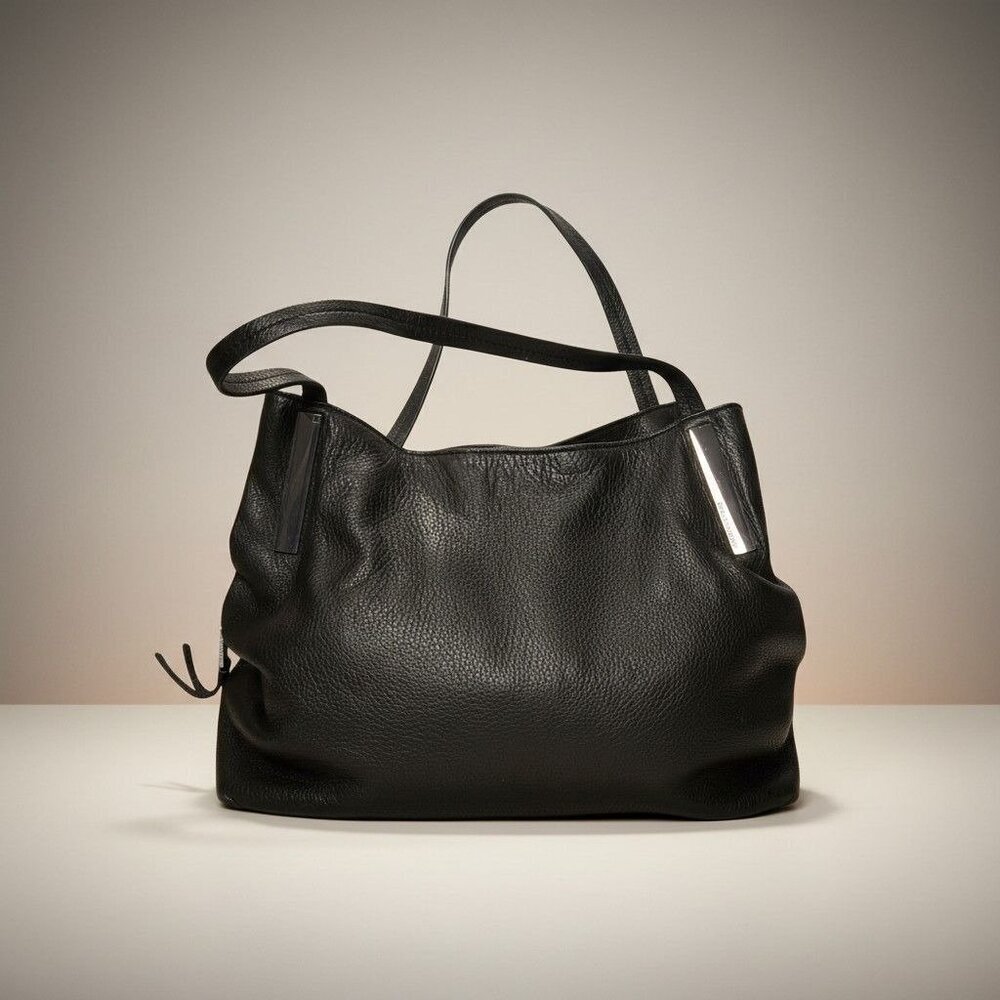 Vince Camuto VC-Teri Leather Shoulder Bag Black Nero Lining Zipper Closure